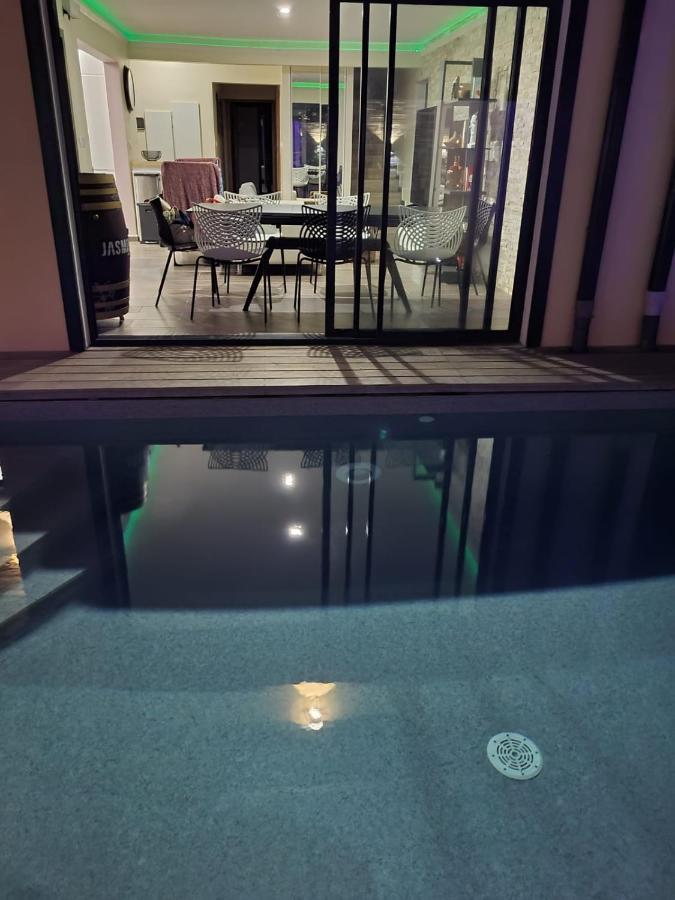 Villa Jasmin Standing Piscine Chauffee 4 Ch 9 Pers Baie-Mahault Ngoại thất bức ảnh